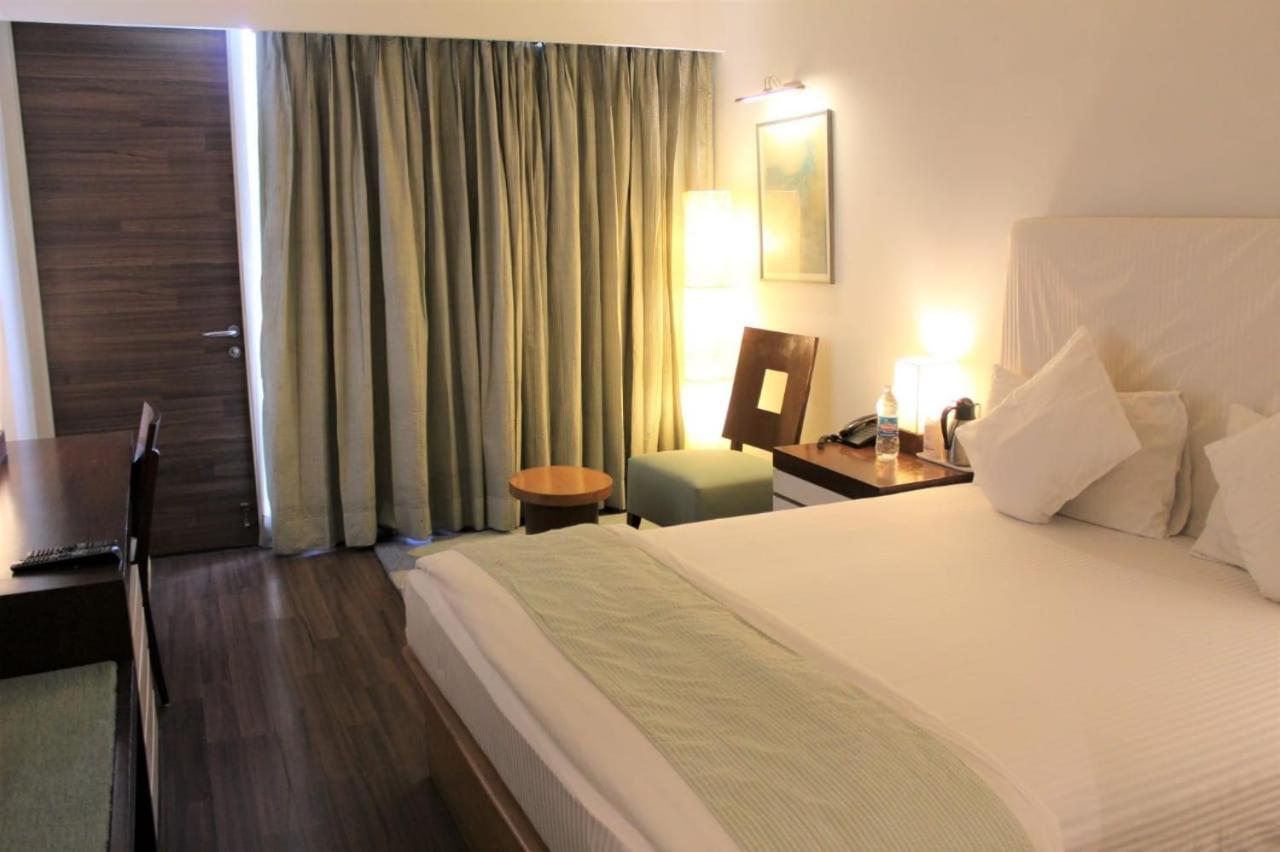 Kartikay Hotel Hisar Luaran gambar