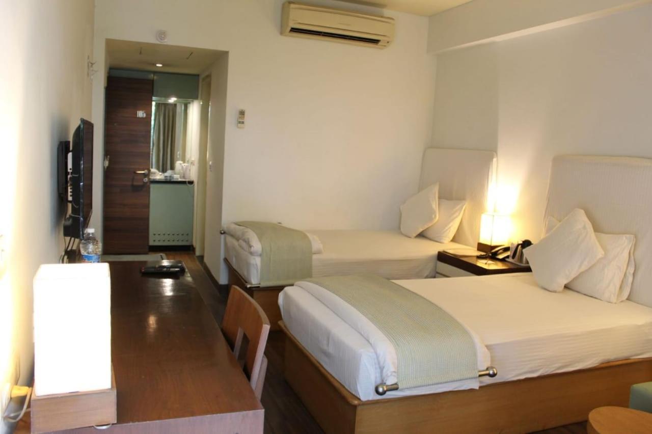 Kartikay Hotel Hisar Luaran gambar