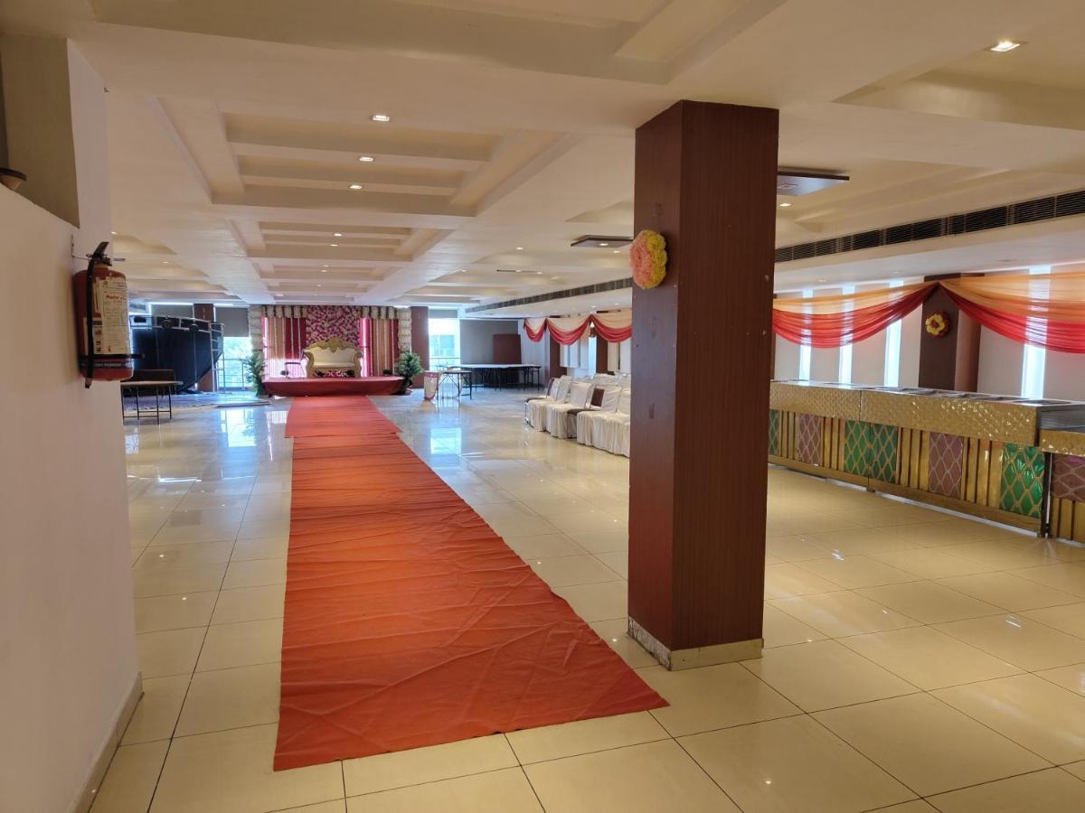 Kartikay Hotel Hisar Luaran gambar