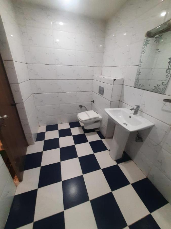 Kartikay Hotel Hisar Luaran gambar