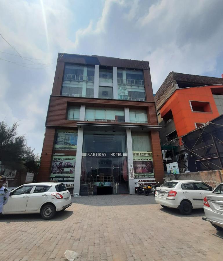 Kartikay Hotel Hisar Luaran gambar